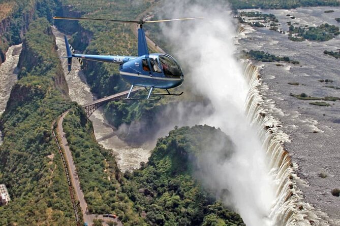13-15 minutes Private Short Helicopter Flight - Should you book this private Victoria Falls helicopter flight?