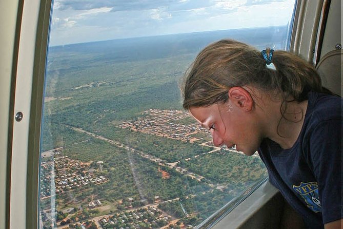 15 minutes scenic helicopter flight above Victoria Falls-Zimbabwe - Getting to the ride: the comfort of return hotel transfer