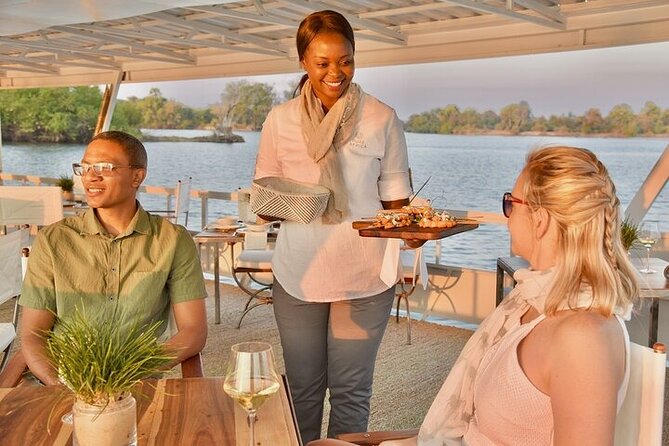 2-Hour Zambezi River Cruise Tour with Lunch and Pick Up - What I’d watch for before you book