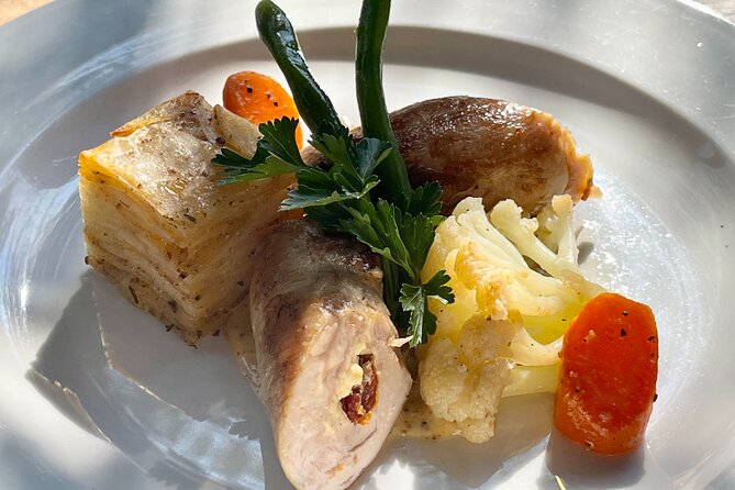 2-Hour Zambezi River Cruise Tour with Lunch and Pick Up - Three-course lunch on the water, plus beverages