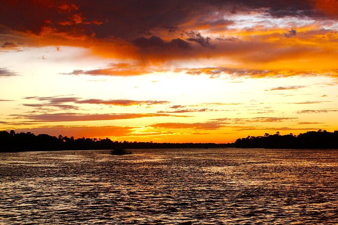 3 Days Tour at Chobe Park and Victoria Falls with Airport Pickup - Your First Look at Wildlife Near Victoria Falls: Private Reserve and Village Life