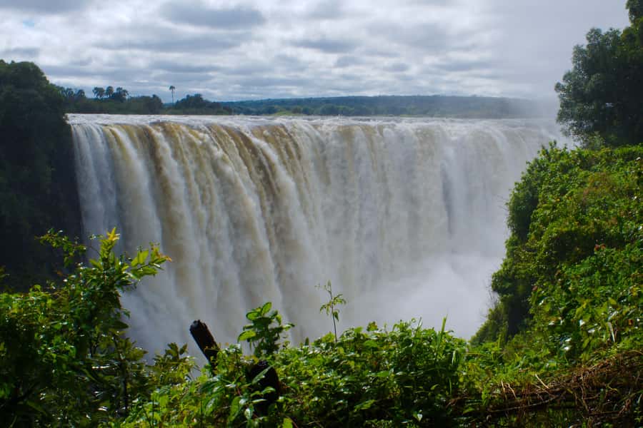 3 Days Victoria Falls and Full day Chobe National Park - The Zambezi to Kazungula transfer: where the route becomes part of the safari