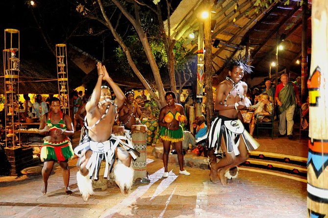 Boma Dinner with Spectacular African Dance Show - The show: drumming, singing, and dance you can join