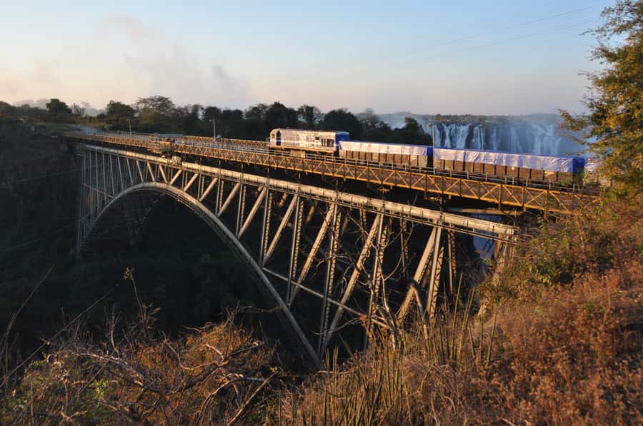 From Victoria Falls: Zip Line from the Victoria Falls Bridge - Matching Expectations: Tandem vs Solo Ride Considerations