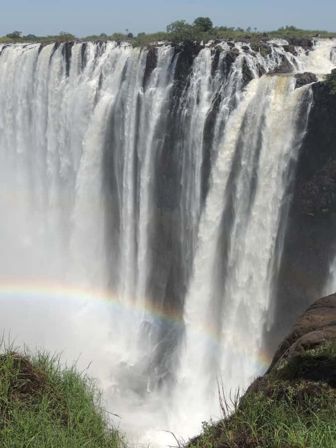 GUIDED TOUR OF THE VICTORIA FALLS ON THE ZAMBIAN SIDE - Guide quality matters more than you think (Ceaser included)