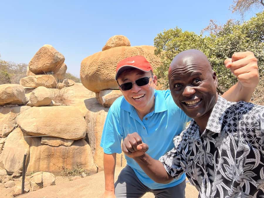 HARARE CITY TOUR ADVENTURES !! - Shopping and crafts: using the 2-hour block wisely