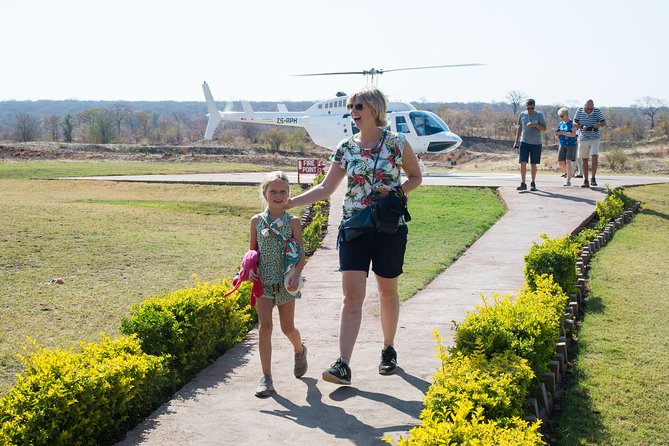 Helicopter Scenic Flight over Victoria Falls 12-13 minutes Flight - The Flight Plan: 1-Minute Transfer, Then Orbiting the Falls