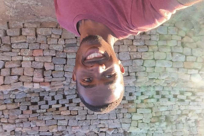 Khami Ruins Day Trip - Entering the Hill Complex and spotting the Mambo residence