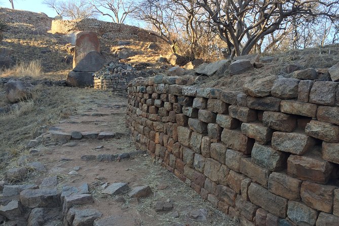 Khami Ruins Day Trip - Narrow passageways and perambulatory galleries: how people moved
