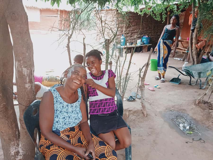 Livingstone: Amazing Traditional Village Tour - Practical tips: water, sun, insects, and rain gear