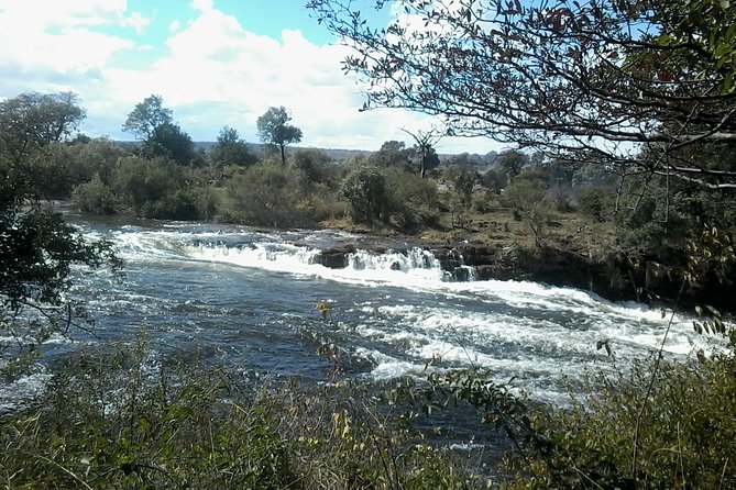 Livingstone Victoria Falls Tour Zambia And Zimbabwe Combo - Photos, footwear, and dealing with border-day distractions