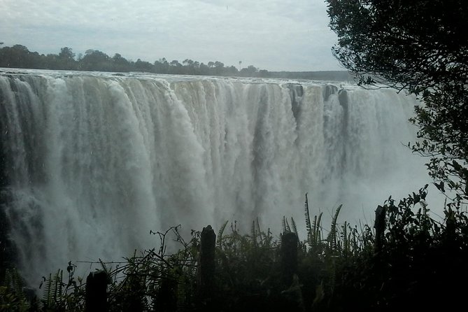 Livingstone Victoria Falls Tour Zambia And Zimbabwe Combo - 08:00am Zimbabwe side: 16 viewpoints and a tight 2-hour falls circuit