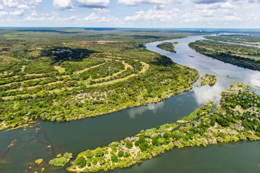 Sunrise Tour Of Victoria Falls-Scenic Water Falls Experience - What to bring and how to dress for a misty early morning