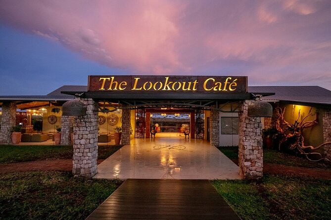 The Lookout Café Lunch In Victoria Falls - Views, wine, and service: what you should pay attention to at your table