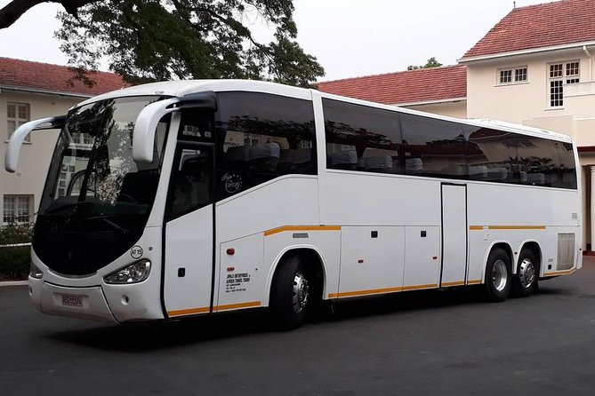 Victoria Falls Airport Transfers to Hotels & Lodges - Finding the right car: logos, uniforms, and smooth pickup