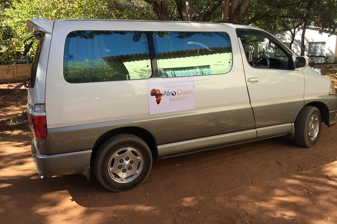 Victoria Falls Airport Transfers - Meet-and-Greet at Victoria Falls Airport with Your Booking Name