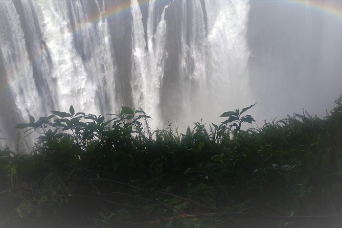 Victoria Falls And Chobe - A fast route from Victoria Falls to Chobe wildlife