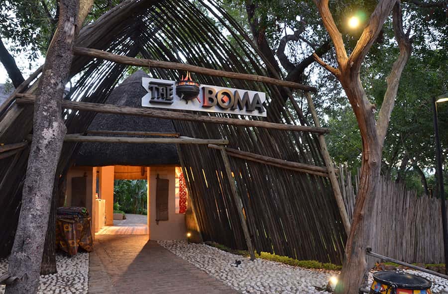 Victoria Falls: Boma Dinner and Drum Show - The Live Entertainment Before the Drumming Show