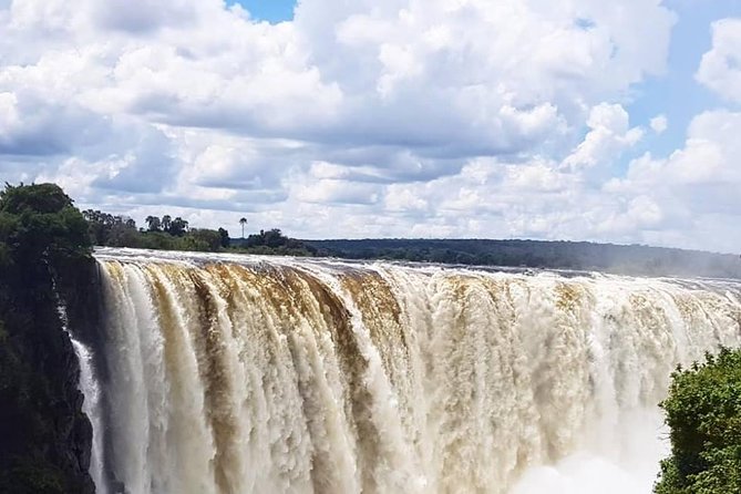 Victoria Falls Cultural Private Village Tour - Ilala Lodge lunch: a real break from the road