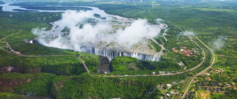 Victoria Falls Day Tour from Kasane/Chobe NP with Lunch - Victoria Falls on foot, 16 viewpoints and a guided walking route