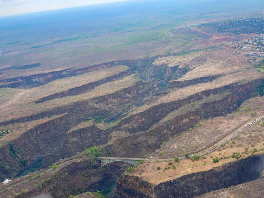 Victoria Falls:Explore the Zambezi Helicopter Experience - Upstream to Long Island: the Zambezi becomes wide and wildlife-rich