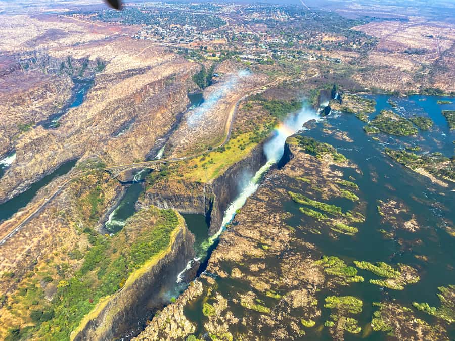 Victoria Falls:Explore the Zambezi Helicopter Experience - What to pack and how to get better photos from the helicopter