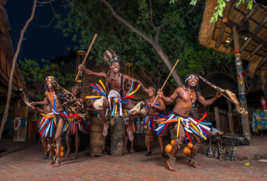 Victoria Falls Full Day Experience - Zambezi sunset cruise: snacks, photos, and animal odds