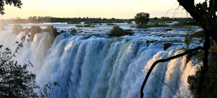 Victoria Falls Guided Tour Plus Lunch & Transport - How the 3.5-Hour Victoria Falls Tour Works from Your Hotel