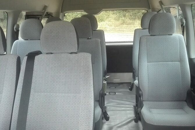 Victoria Falls International Airport Transfers - Group discounts and how group size changes the experience