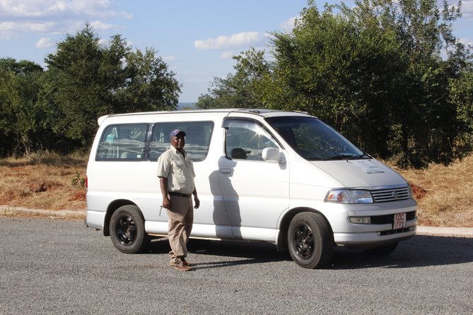 Victoria Falls PRIVATE Airport Transfers - Meeting at VFA: Name Board, Right Car, Right Time