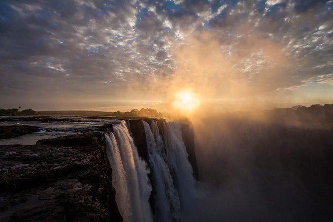 Victoria Falls Private Guided Sunrise Tour - Tour timing: what 2.5 hours feels like at the falls