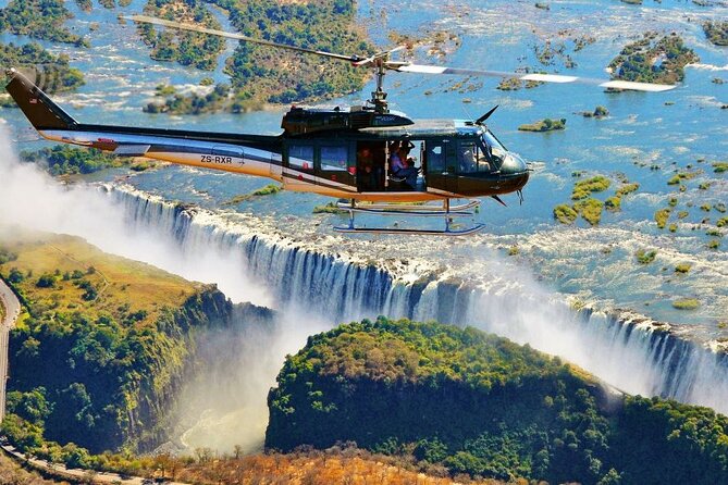 Victoria Falls : Scenic Day Tour, Lunch & Helicopter Flight - Stop at the falls: what the guided 2-hour viewing is really like
