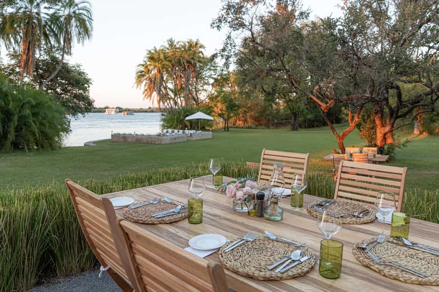 Victoria Falls: The Eatery Lunch Experience - The Zambezi River view is the main attraction