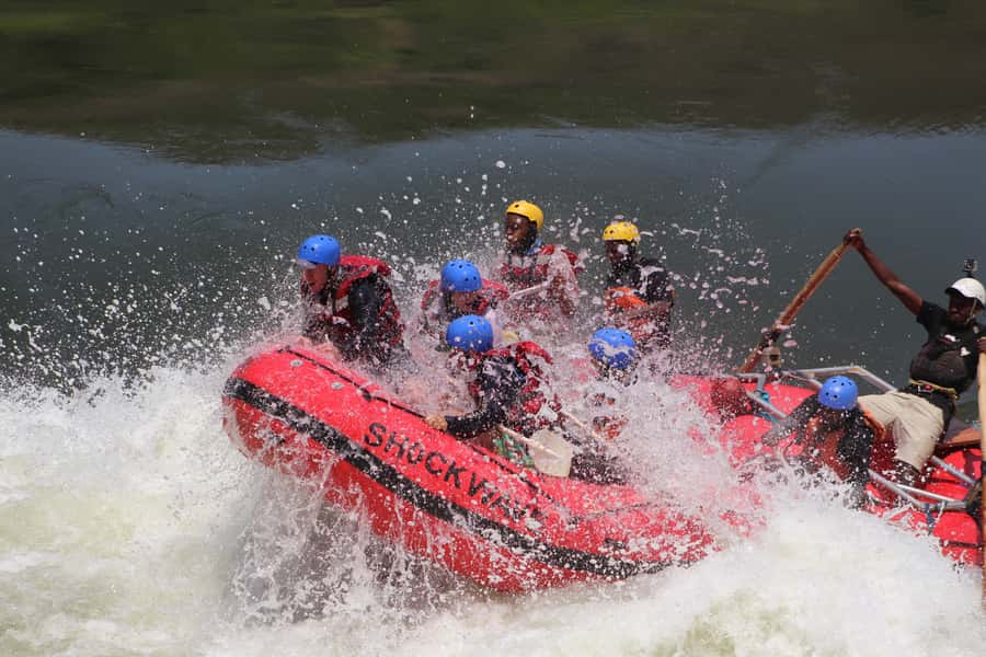 Victoria Falls: Zambezi River White Water Rafting Experience - What to Pack: Shoes, Sunscreen, and the Clothing Rules That Matter