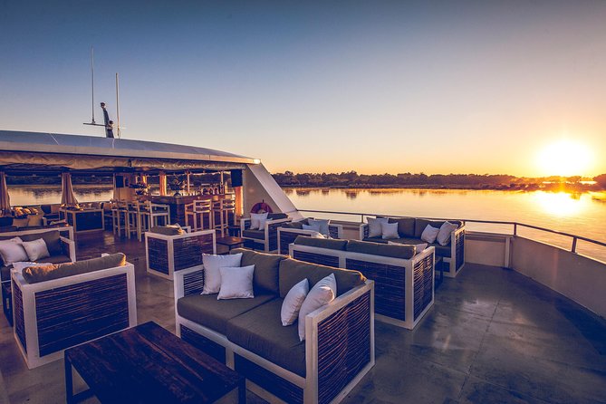 Zambezi River Sunset Cruise, from Victoria Falls, Zimbabwe - Wildlife sightings: what to expect, and how to maximize your chances