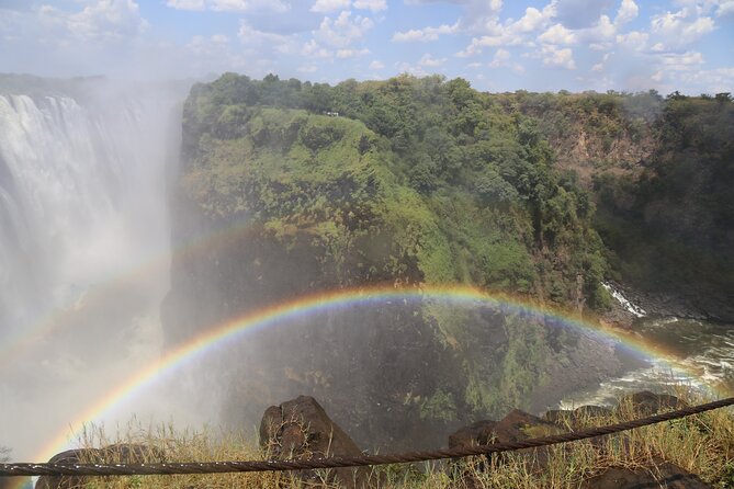 Zimbabwe & Zambia side Private Guided Tour of the Falls - When the view is blurry: plan for spray, fog, and droplets