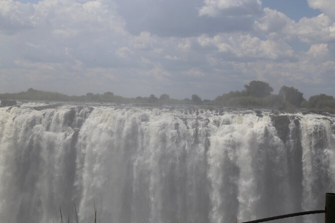 Zimbabwe & Zambia side Private Guided Tour of the Falls - Who this tour suits best
