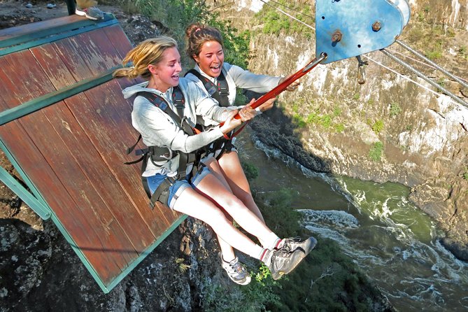 Zipline (Zimbabwe) - Flying over Batoka Gorge, what the Victoria Falls Bridge zipline is really like